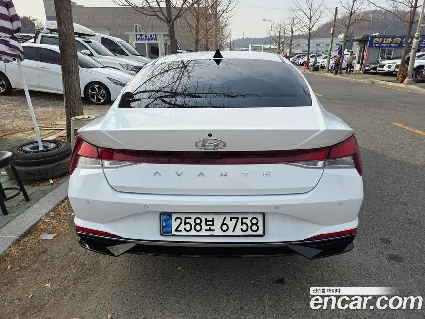 Hyundai AVANTE — фото 4