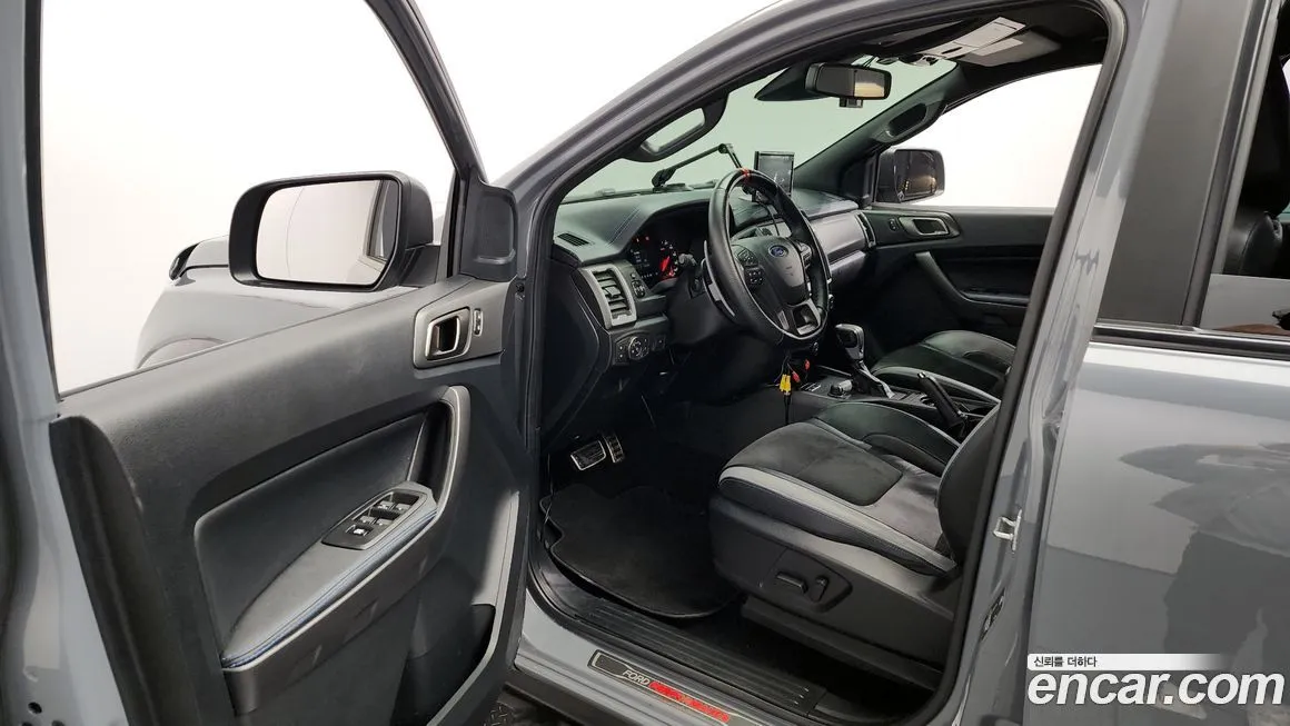 Ford Ranger — фото 10