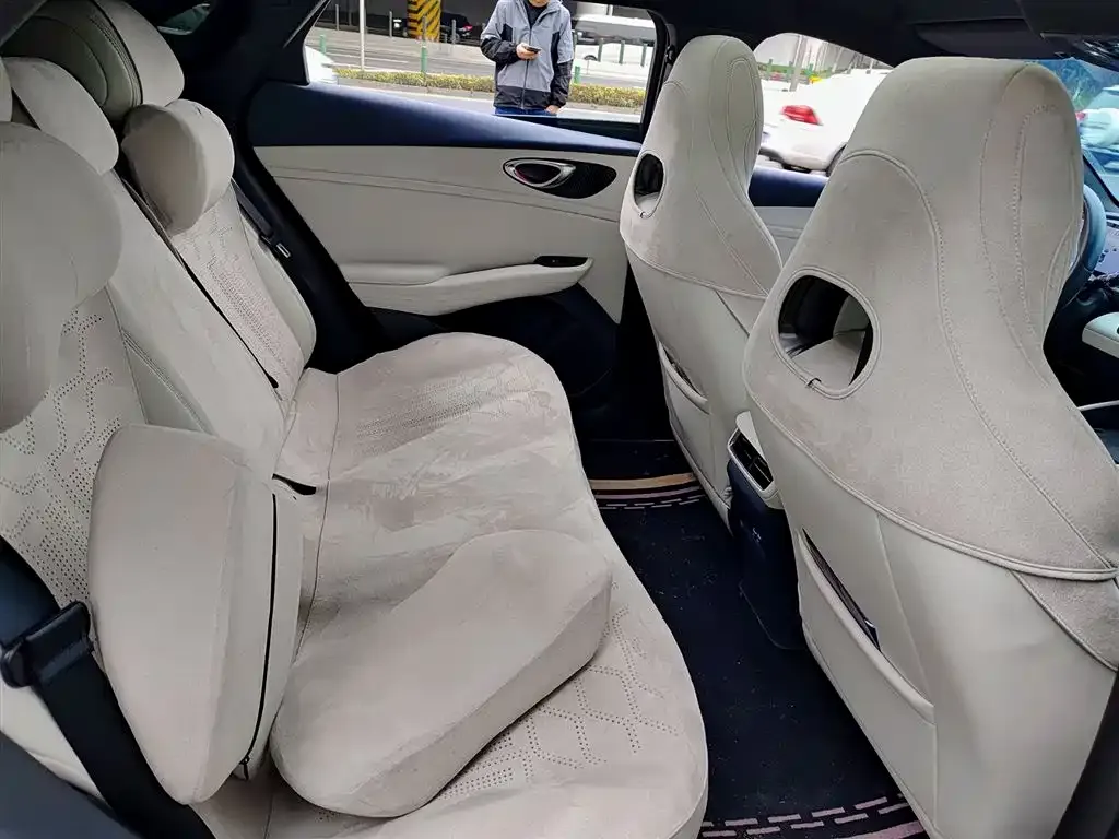 BYD Seal 06GT — фото 9