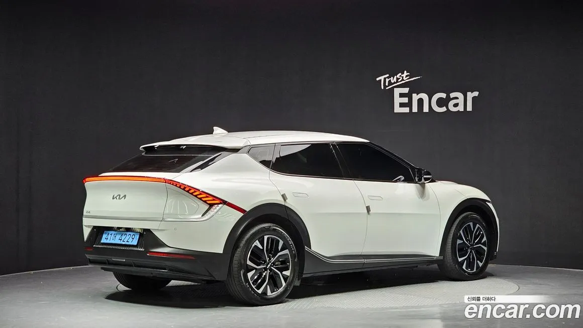 Kia EV6 — фото 2