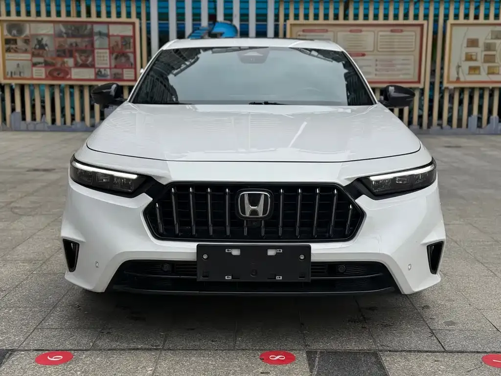 Honda Inspire — фото 2