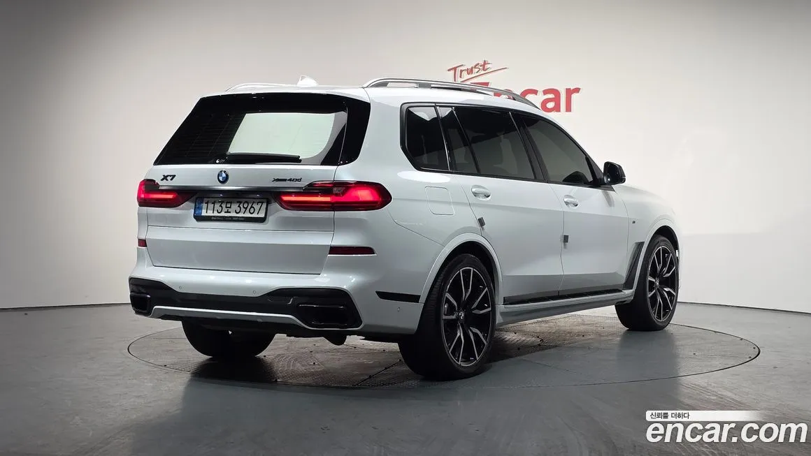 BMW X7 — фото 2