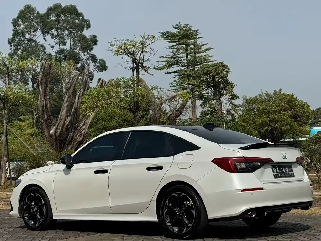 Honda Civic — фото 5