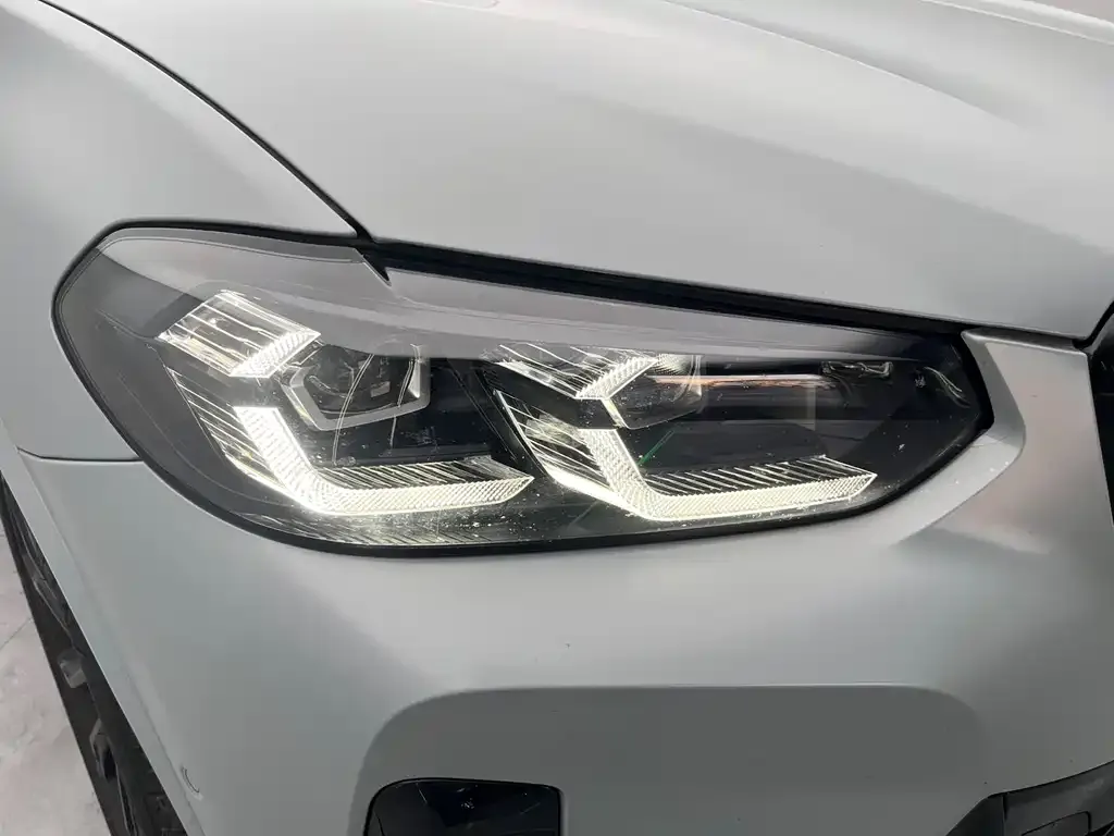 BMW X4 — фото 10