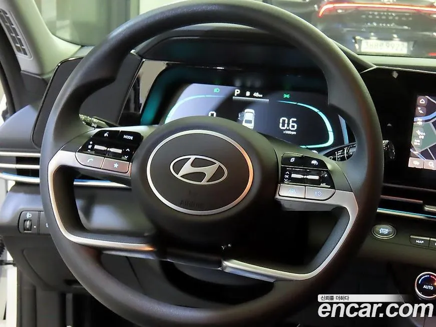 Hyundai AVANTE — фото 8