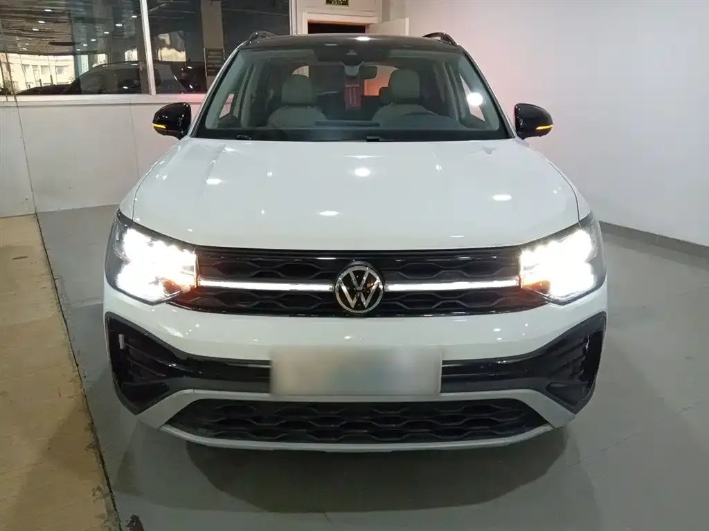 Volkswagen Tharu — фото 3