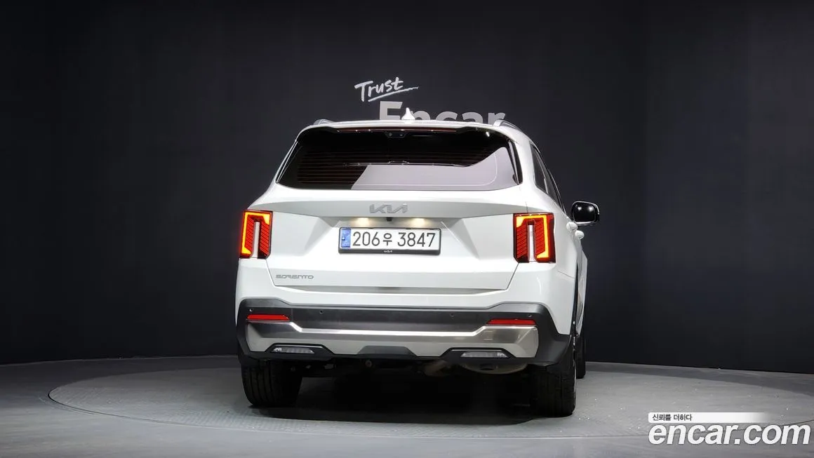 Kia Sorento — фото 4