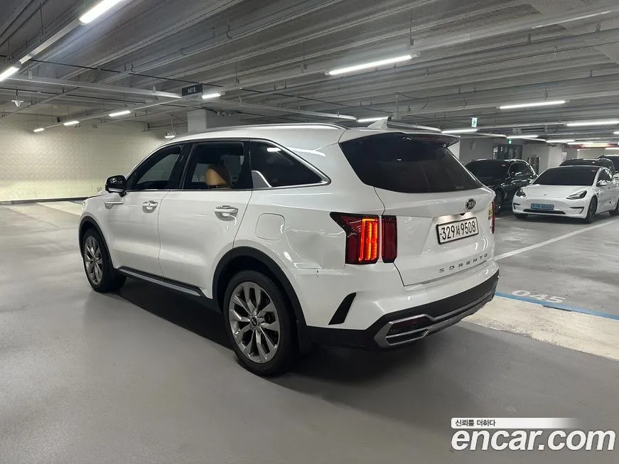 Kia Sorento — фото 4