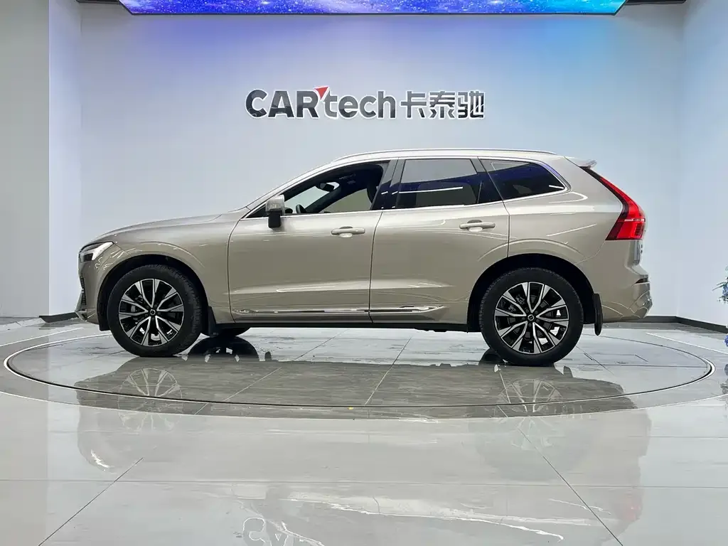 Volvo XC60 — фото 3