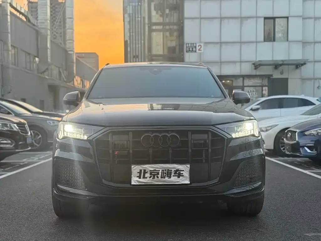 Audi SQ7 — фото 2