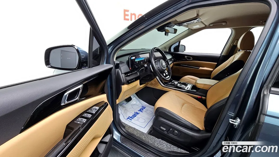 Kia Carnival — фото 10