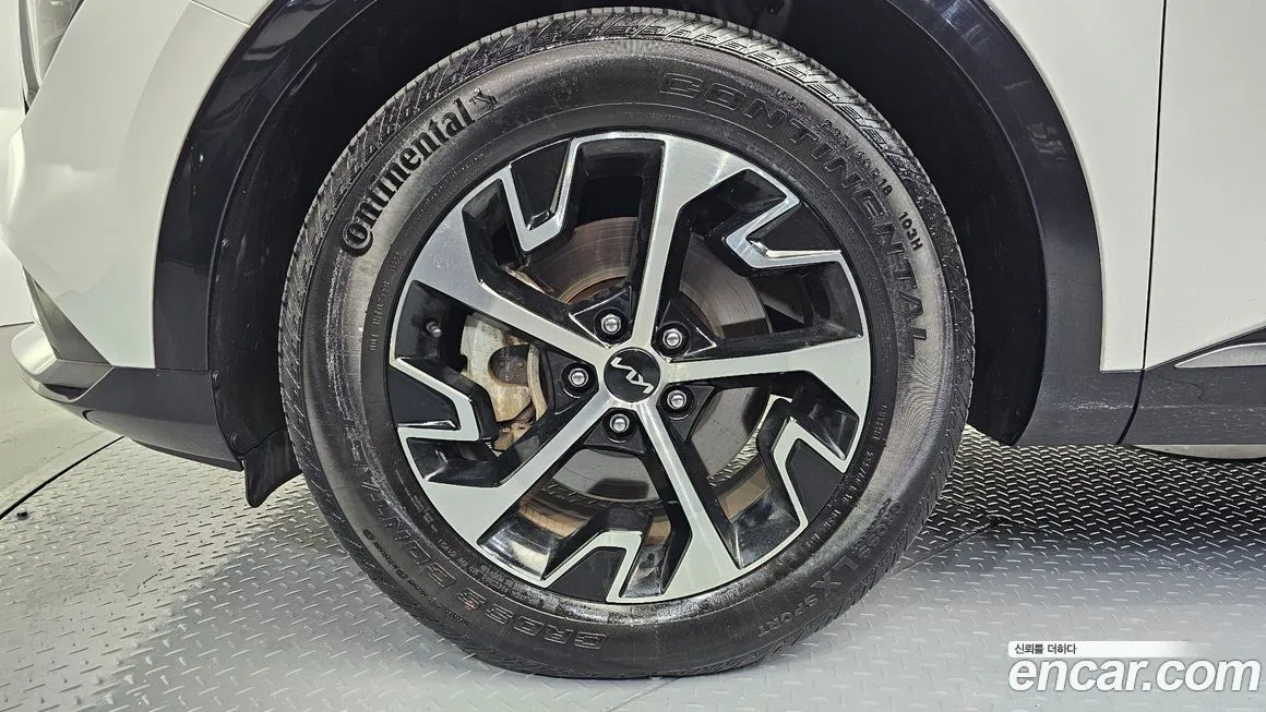 Kia Sportage — фото 5
