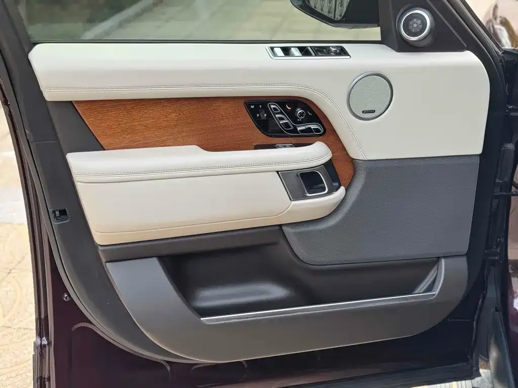 Land Rover Range Rover — фото 10