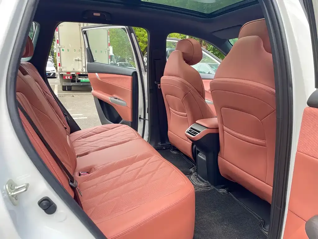 Changan CS75PLUS — фото 10