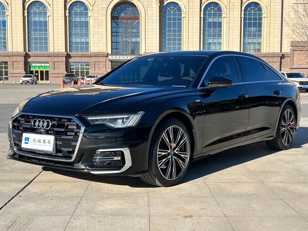 Audi A6L — фото 1