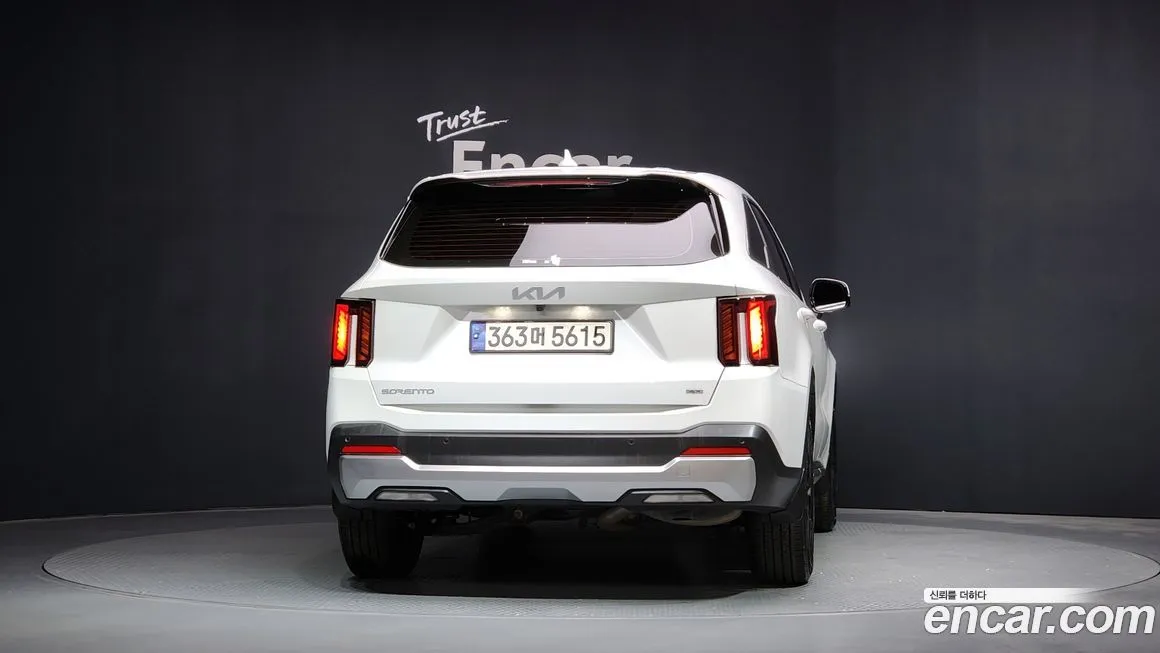 Kia Sorento — фото 4
