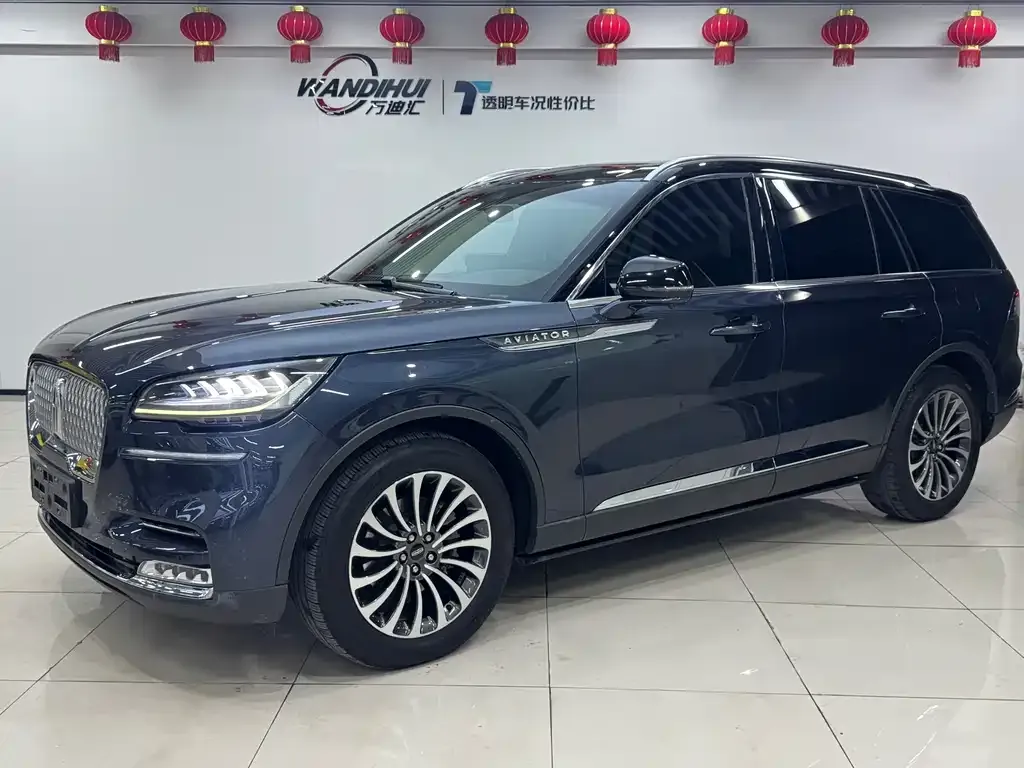 Lincoln Aviator — фото 1