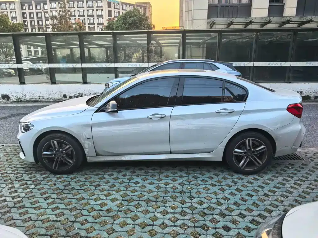 BMW 1 Series — фото 2