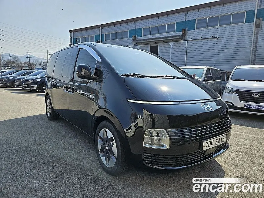 Hyundai Staria — фото 2
