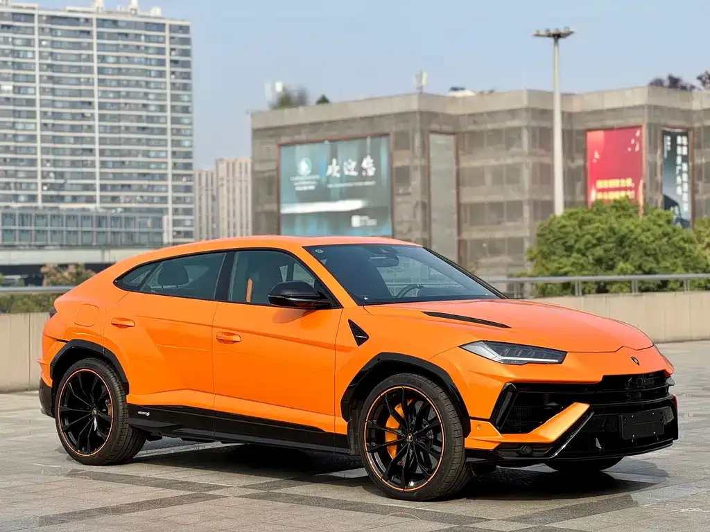 Lamborghini Urus — фото 2