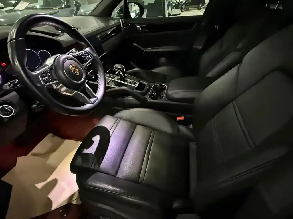 Porsche Cayenne Hybrid — фото 6