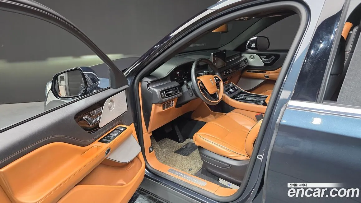 Lincoln Aviator — фото 10