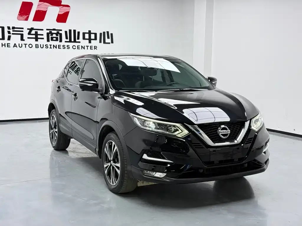 Nissan Qashqai — фото 3