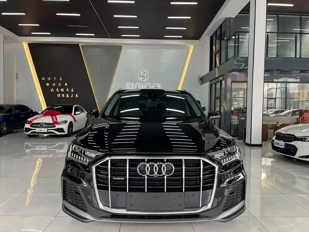 Audi Q7 — фото 2