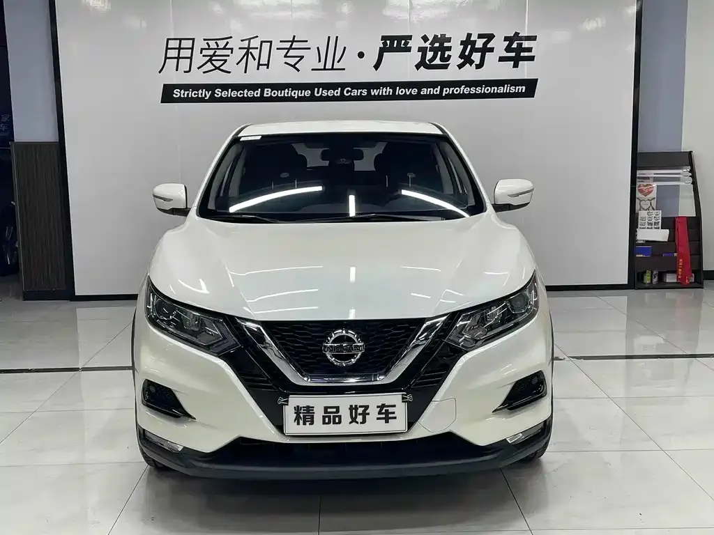 Nissan Qashqai — фото 2