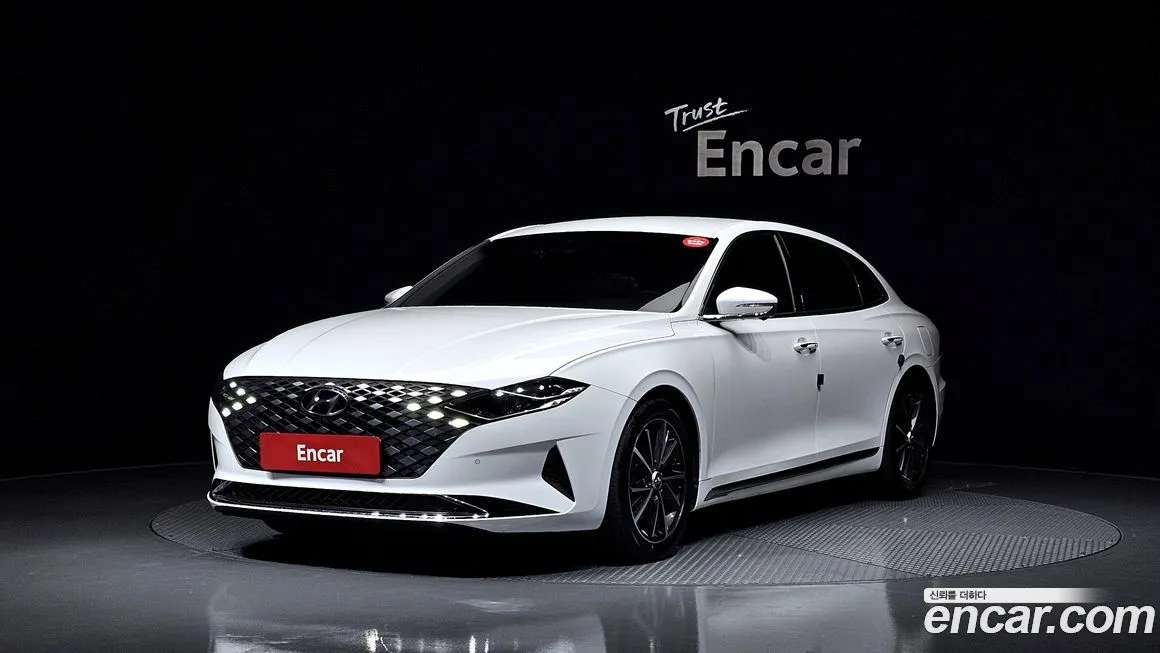 Hyundai Grandeur — фото 1