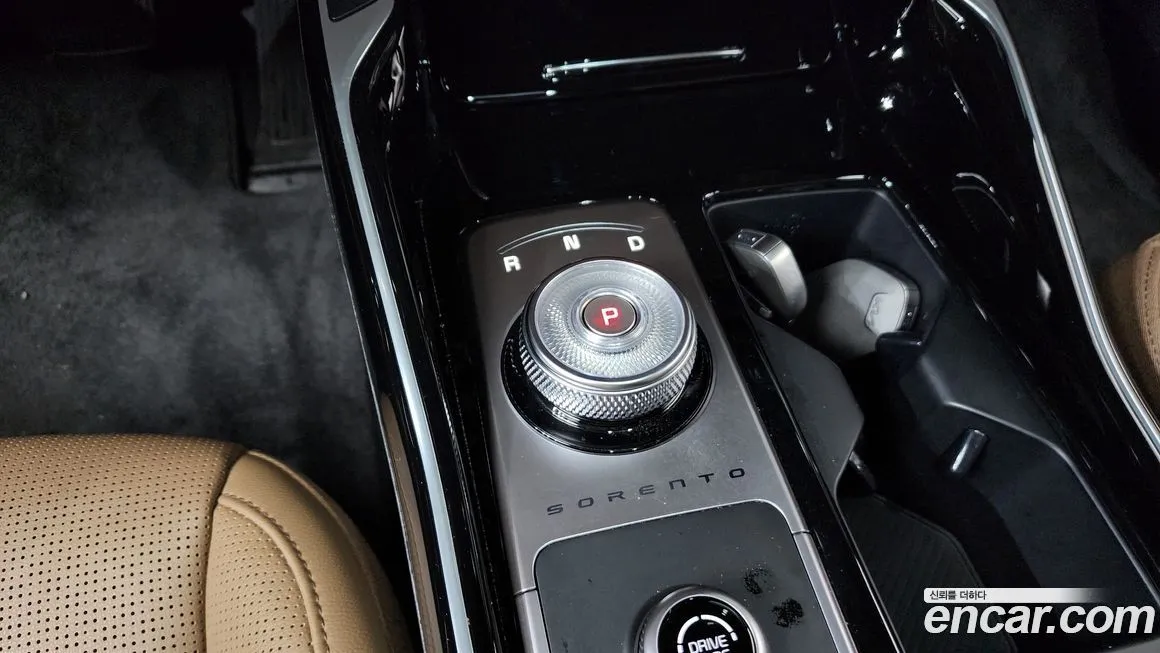 Kia Sorento — фото 9