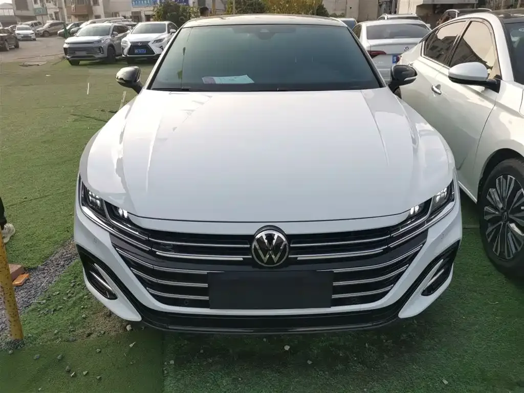 Volkswagen CC — фото 3