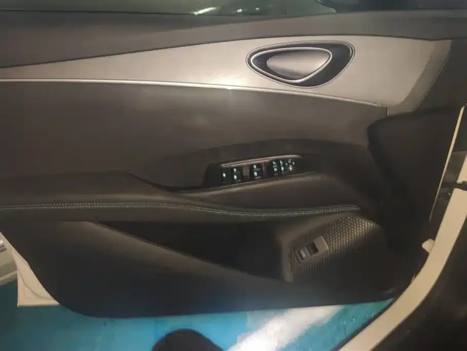 BYD Seal 06 NEV — фото 7