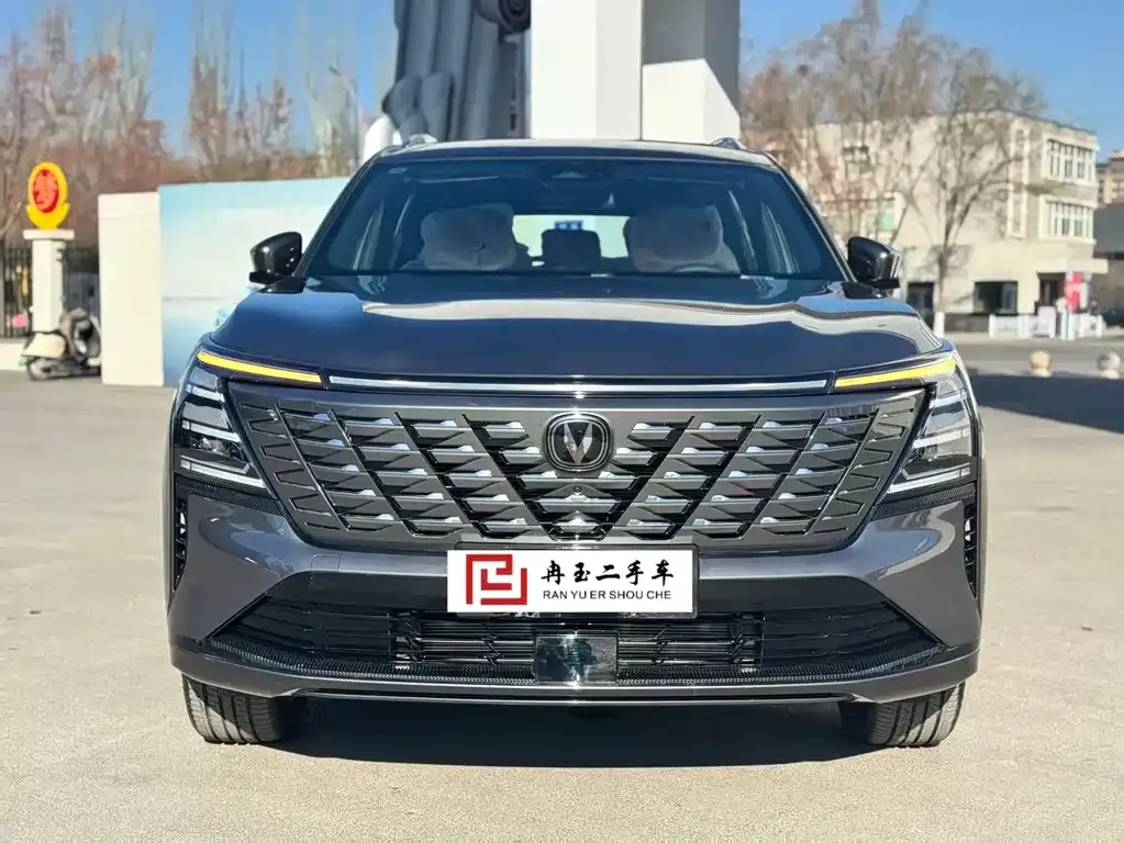 Changan CS75PLUS — фото 2
