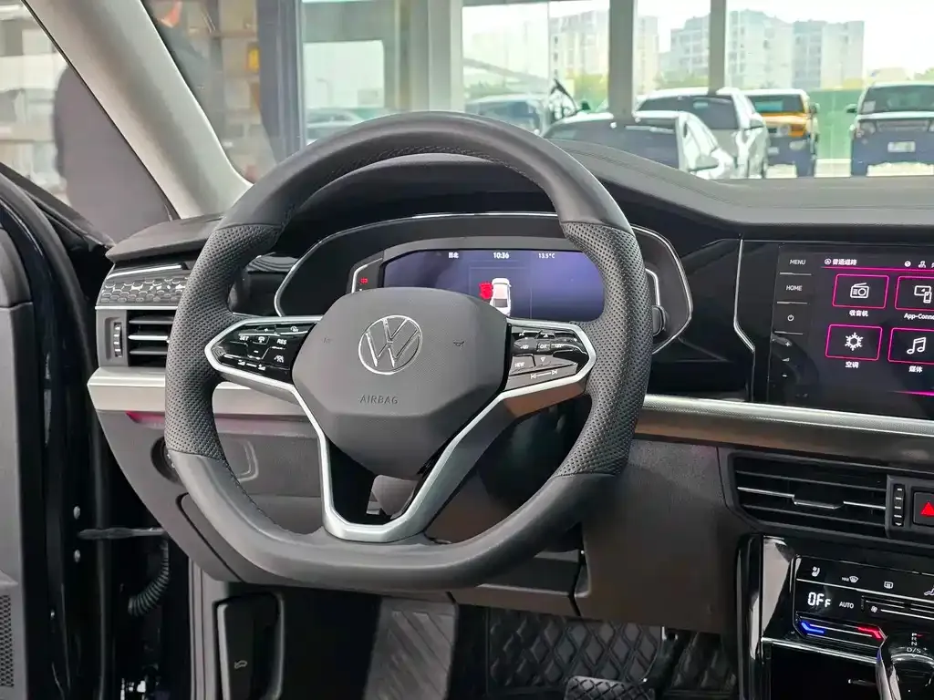 Volkswagen Passat — фото 4