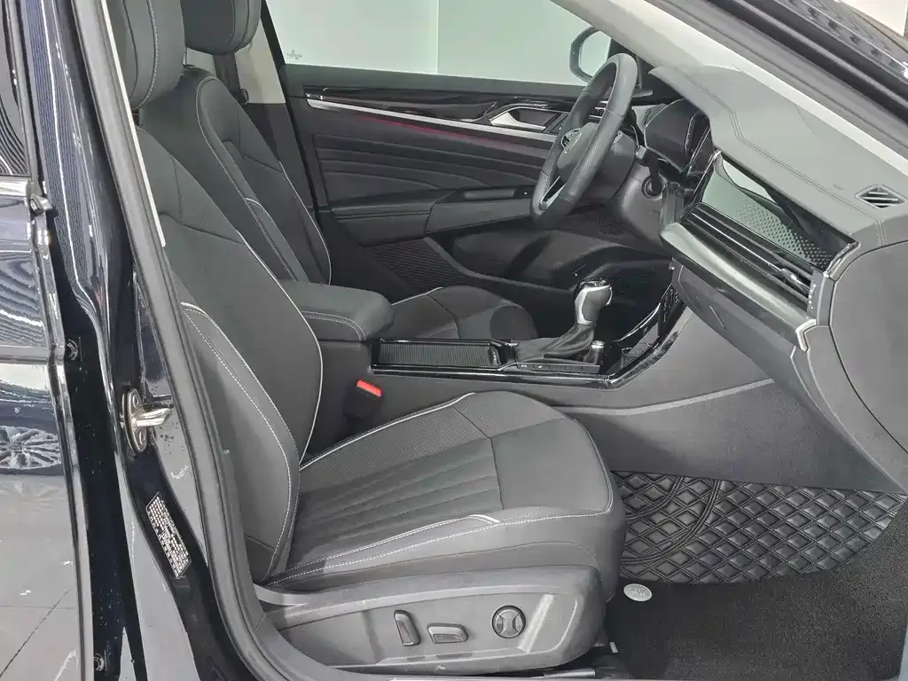 Volkswagen Passat — фото 8