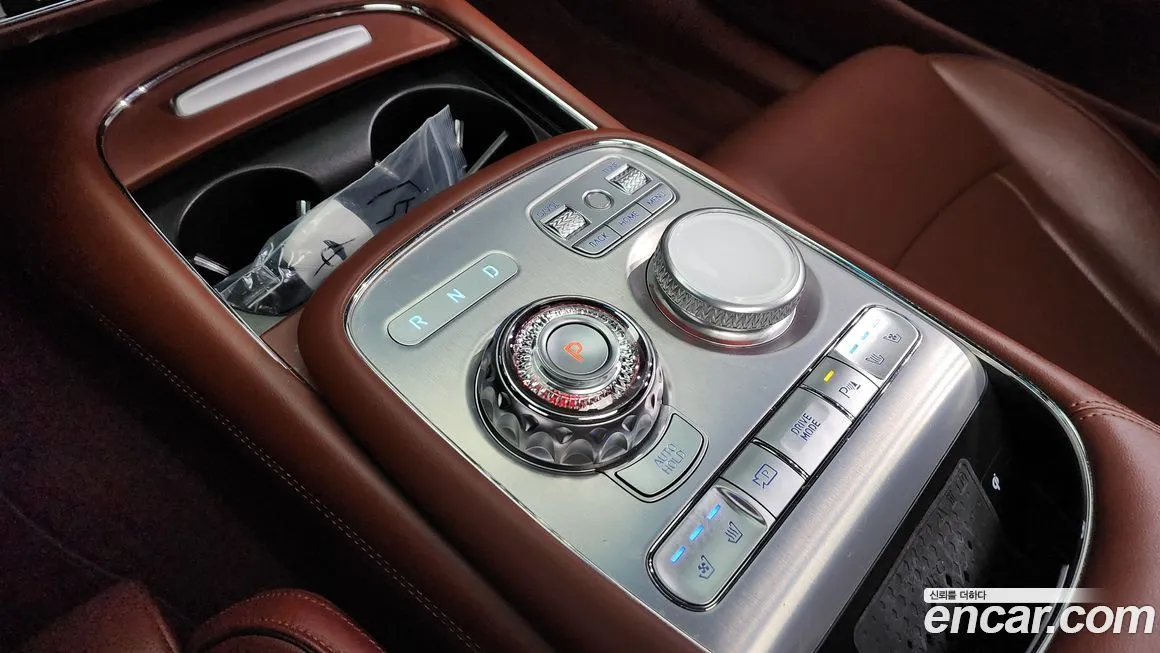 Genesis G90 — фото 9