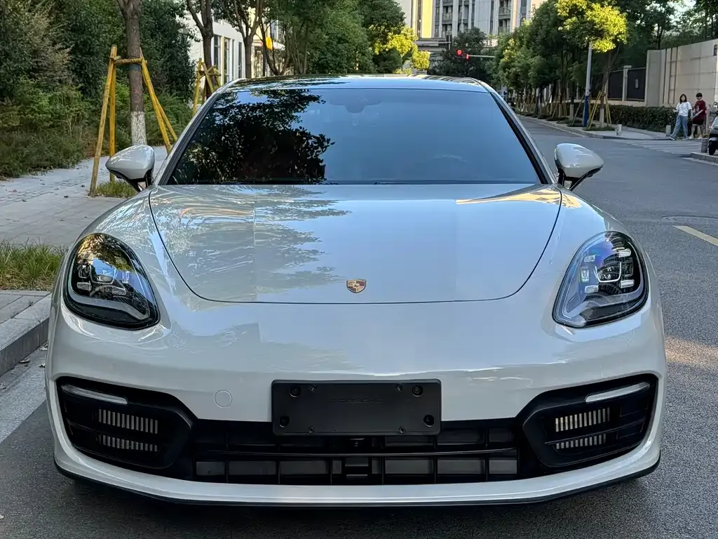 Porsche Panamera — фото 2
