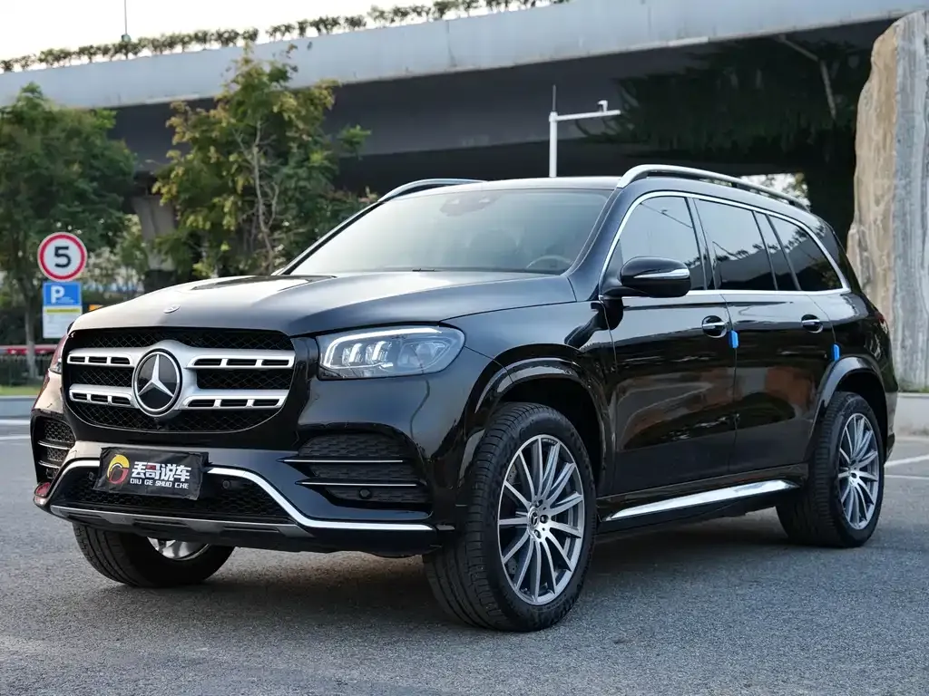 Mercedes-Benz GLS — фото 1