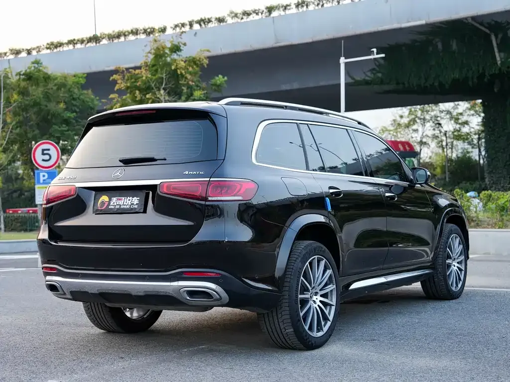 Mercedes-Benz GLS — фото 7