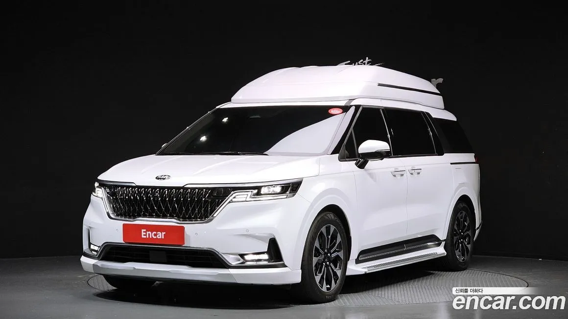 Kia Carnival — фото 1