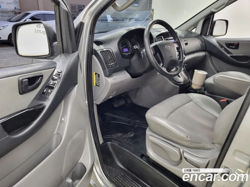 Hyundai Starex — фото 10