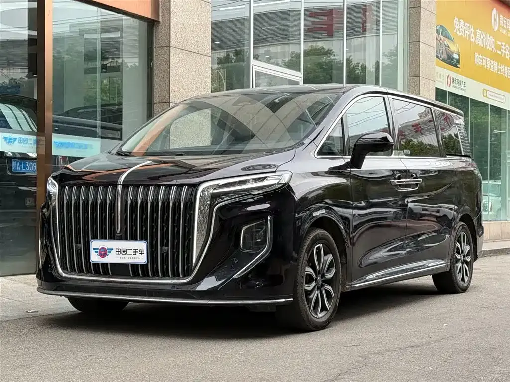 Hongqi HQ9 — фото 1