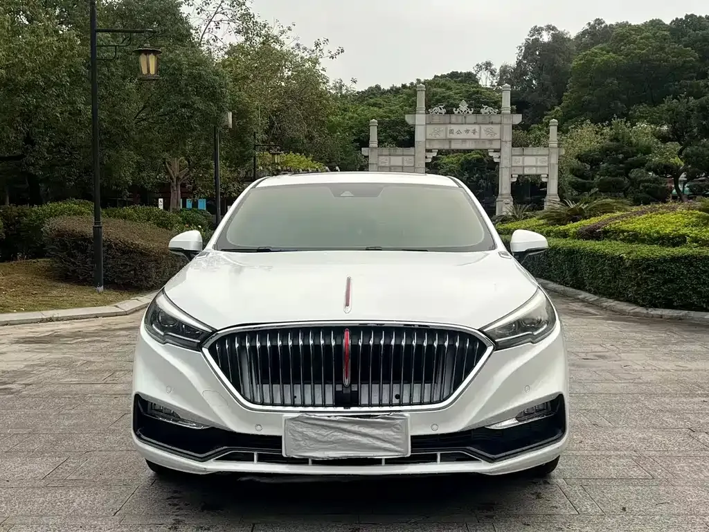 Hongqi H5 — фото 2