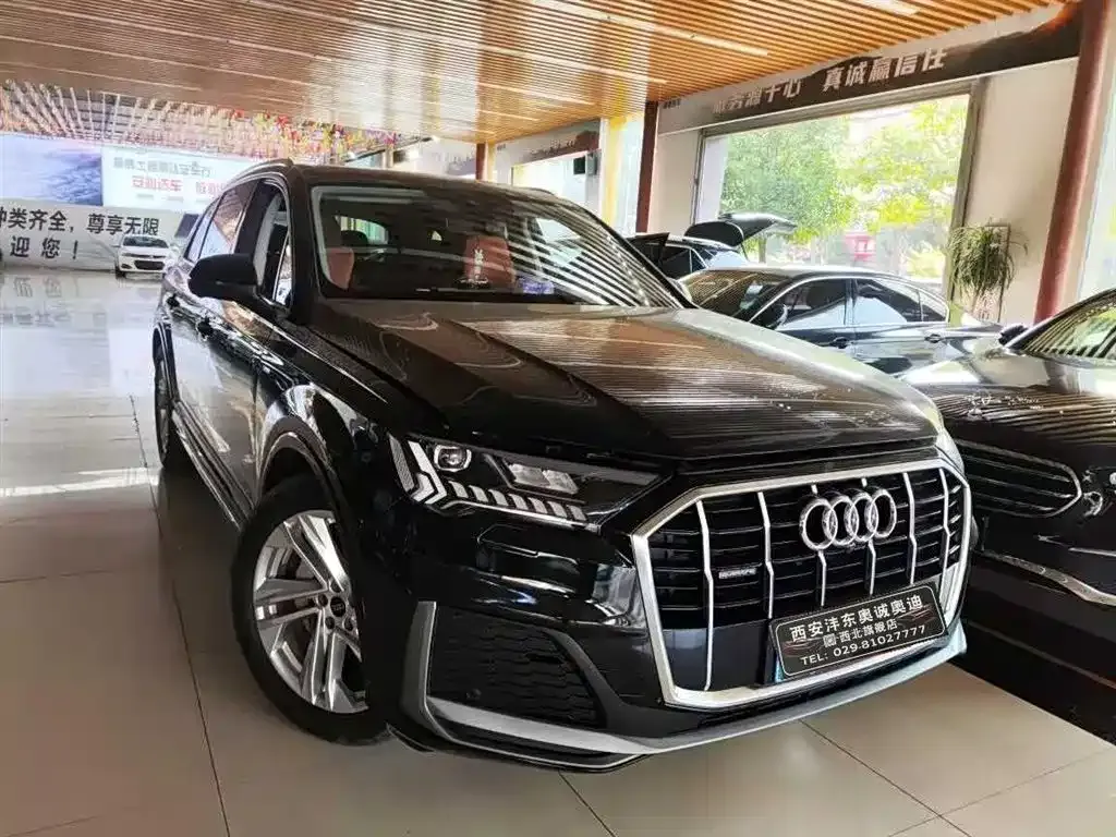 Audi Q7 — фото 2