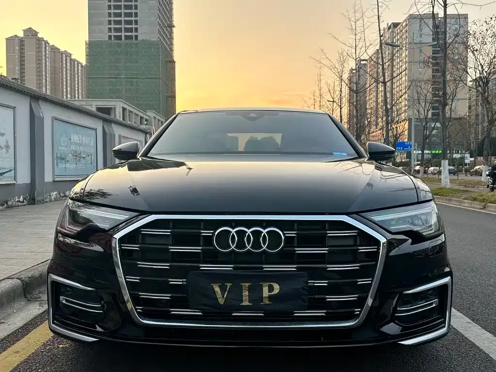 Audi A6L — фото 2