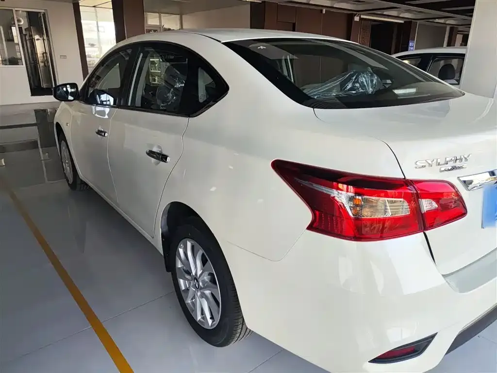 Nissan Sylphy — фото 5
