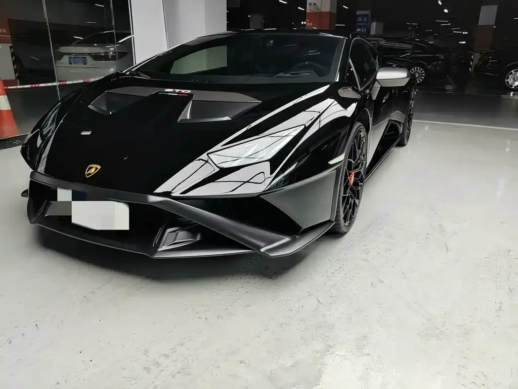 Lamborghini Huracan — фото 1