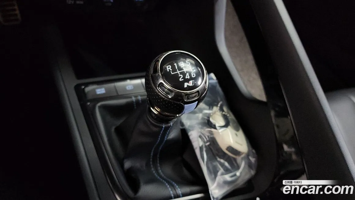 Hyundai AVANTE — фото 9