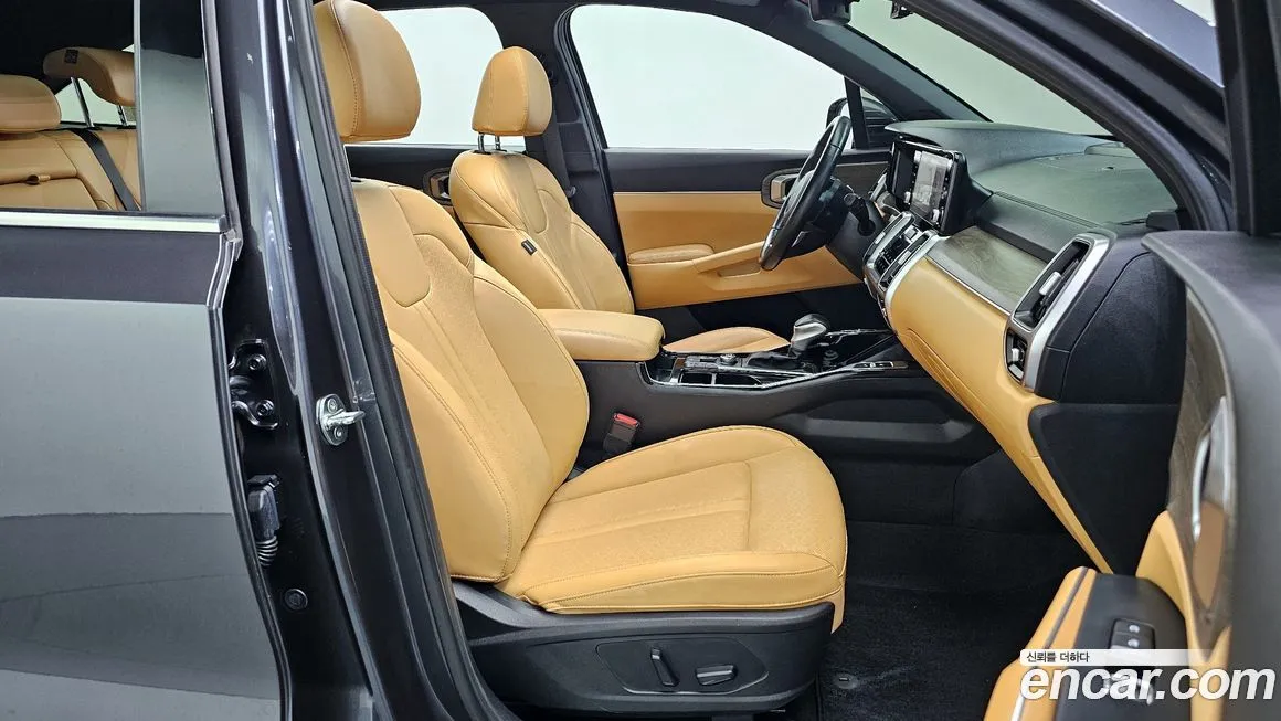 Kia Sorento — фото 10